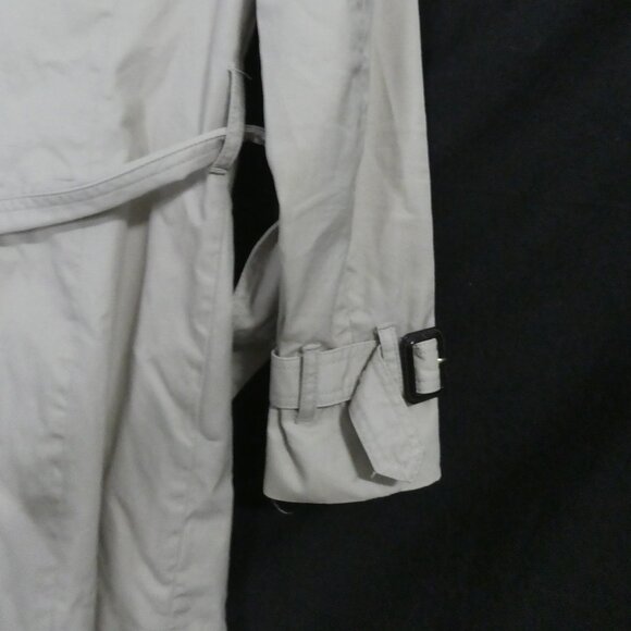 BANANA REPUBLIC | xs - extra small petite | Classic Beige Trench Coat with Belt - Picture 13 of 14